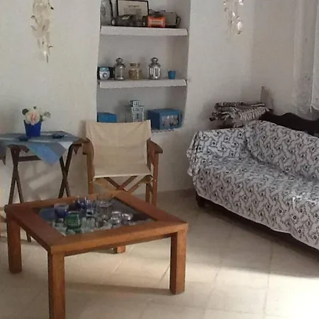 Holiday home The Stegadi House. Ioulis