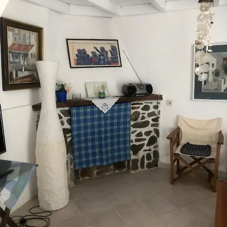 The Stegadi House. * Ioulis